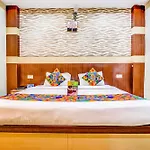 Fabhotel Crystal Inn I