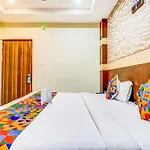 Fabhotel Crystal Inn I