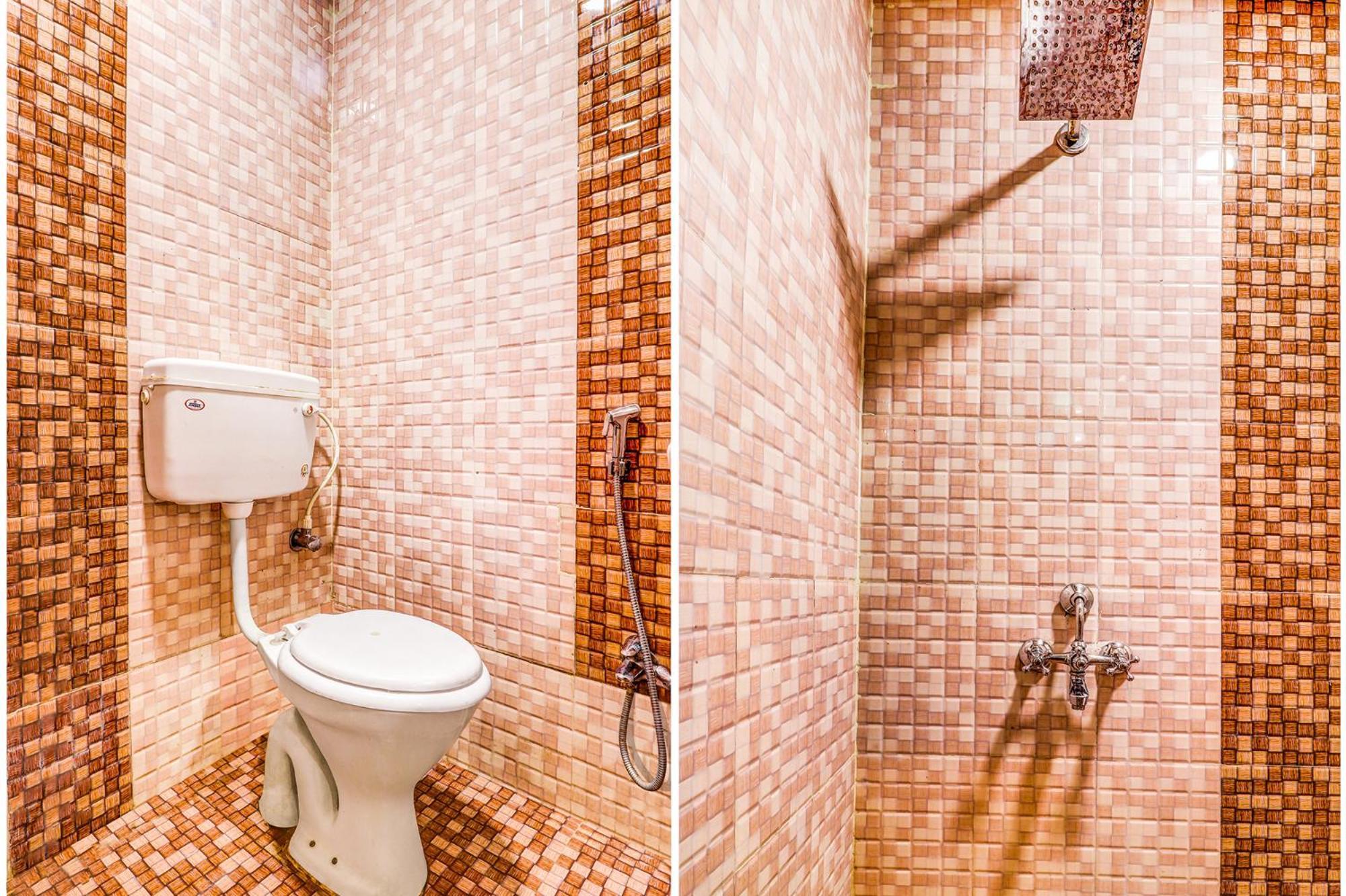 Fabhotel Crystal I